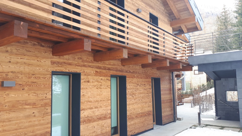 Serramento moderno mordenzato, Courmayeur — foto 10