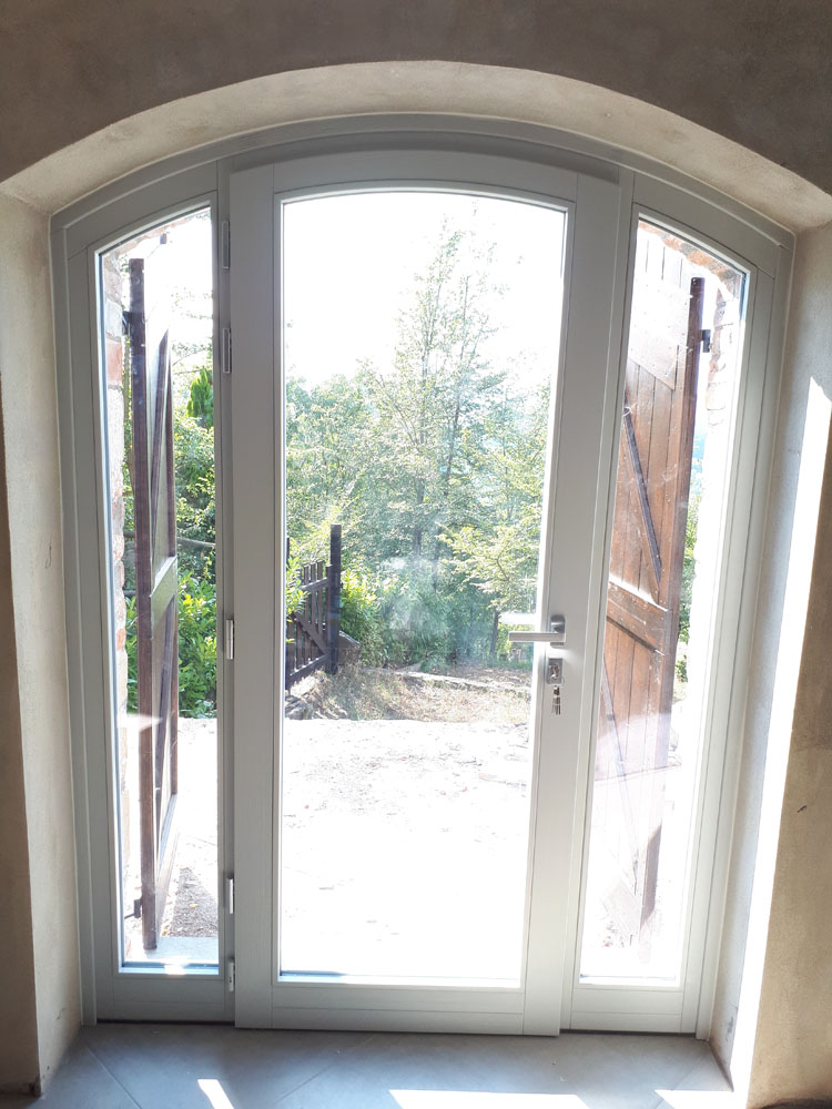 Serramento moderno laccato, Asti — foto 1