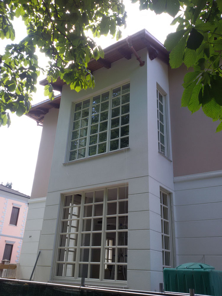 Serramento piemontese laccato, Casale Monferrato — foto 2