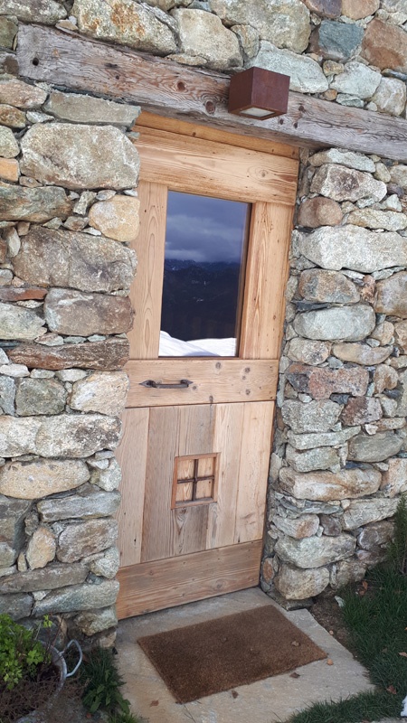 Serramento inglesina mordenzato, Valle di Stura — foto 4